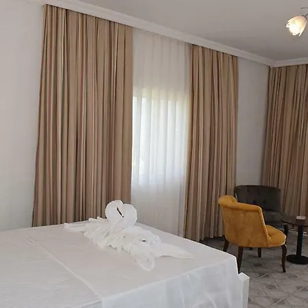 Saranda Teras